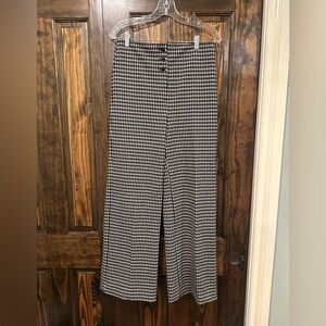 Ann Taylor High Rise Black and White Houndstooth Pants